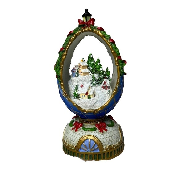 Christmas Music Box Egg Ornamental- Plays “We Wish You A Merry X-mas” Home Trees - Picture 2 of 13